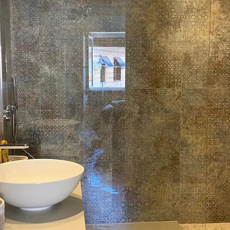 Luxury Gasthuis Olbia